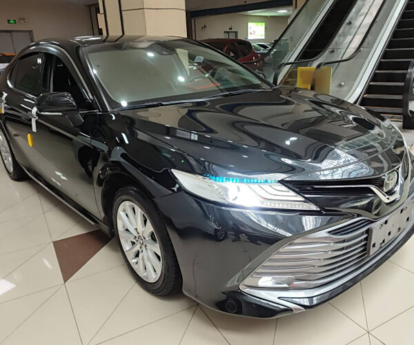 Toyota Camry 2019 2.0G Luxury Edition